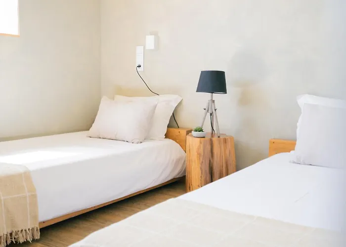 Lapoint Surf Camp Хостел Эрисейра