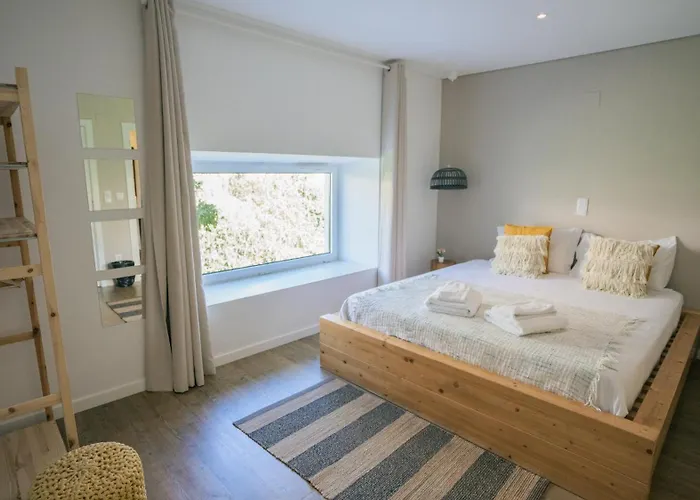 Lapoint Surf Camp * Эрисейра