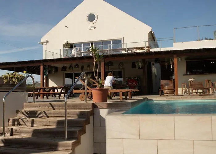 Lapoint Surf Camp * Эрисейра